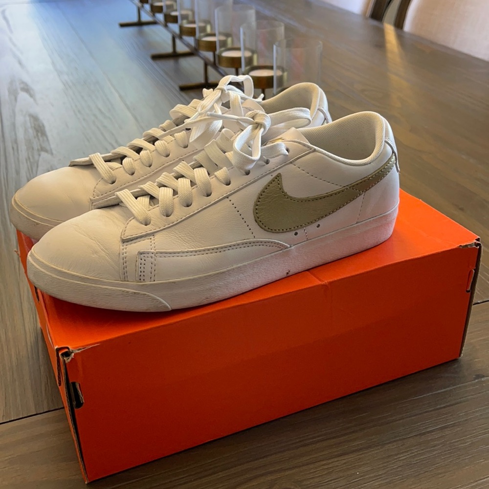 Women’s Nike free rn